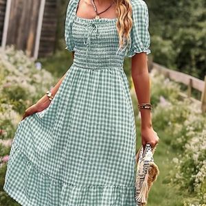 NWOT - Miss Sparkling Women’s Puff Sleeve Green Gingham Maxi Midi Dress Size L